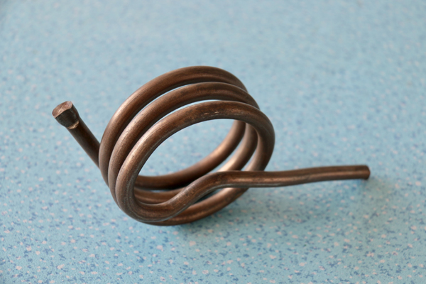 青島彈簧如何制作的？青島彈簧廠帶大家來(lái)了解一下！